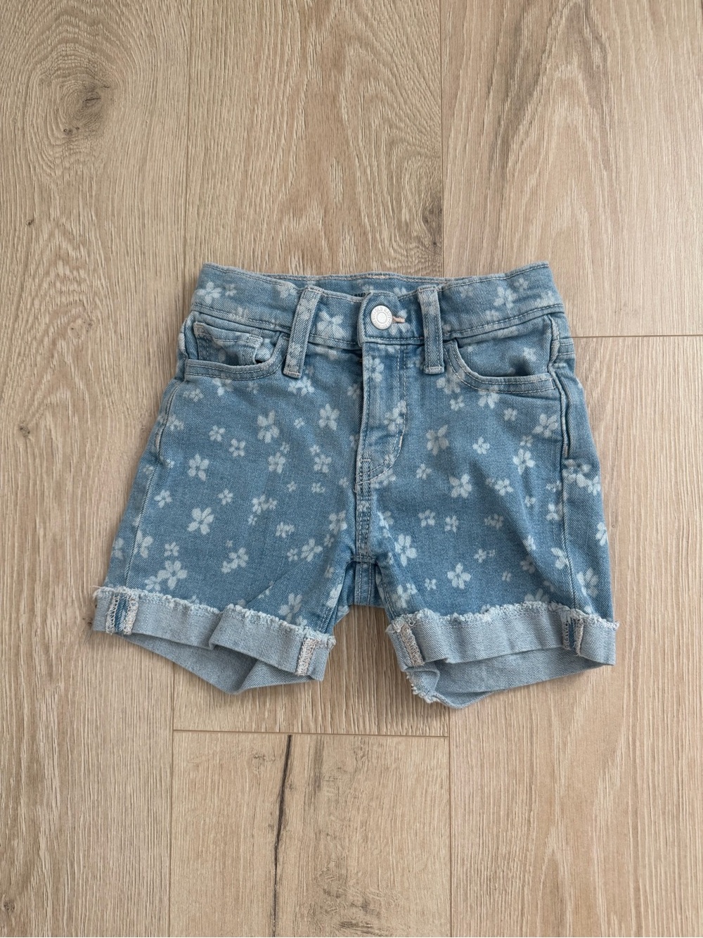 Old Navy Light Blue Floral Denim Roll-Cuff Shorts
